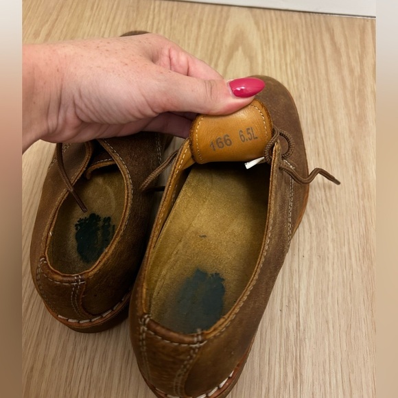 ROOTS “ Oxford style shoes “ size 6.5 - Picture 5 of 6